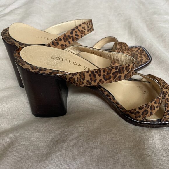 Bottega Veneta leopard strappy heels - Picture 3 of 4
